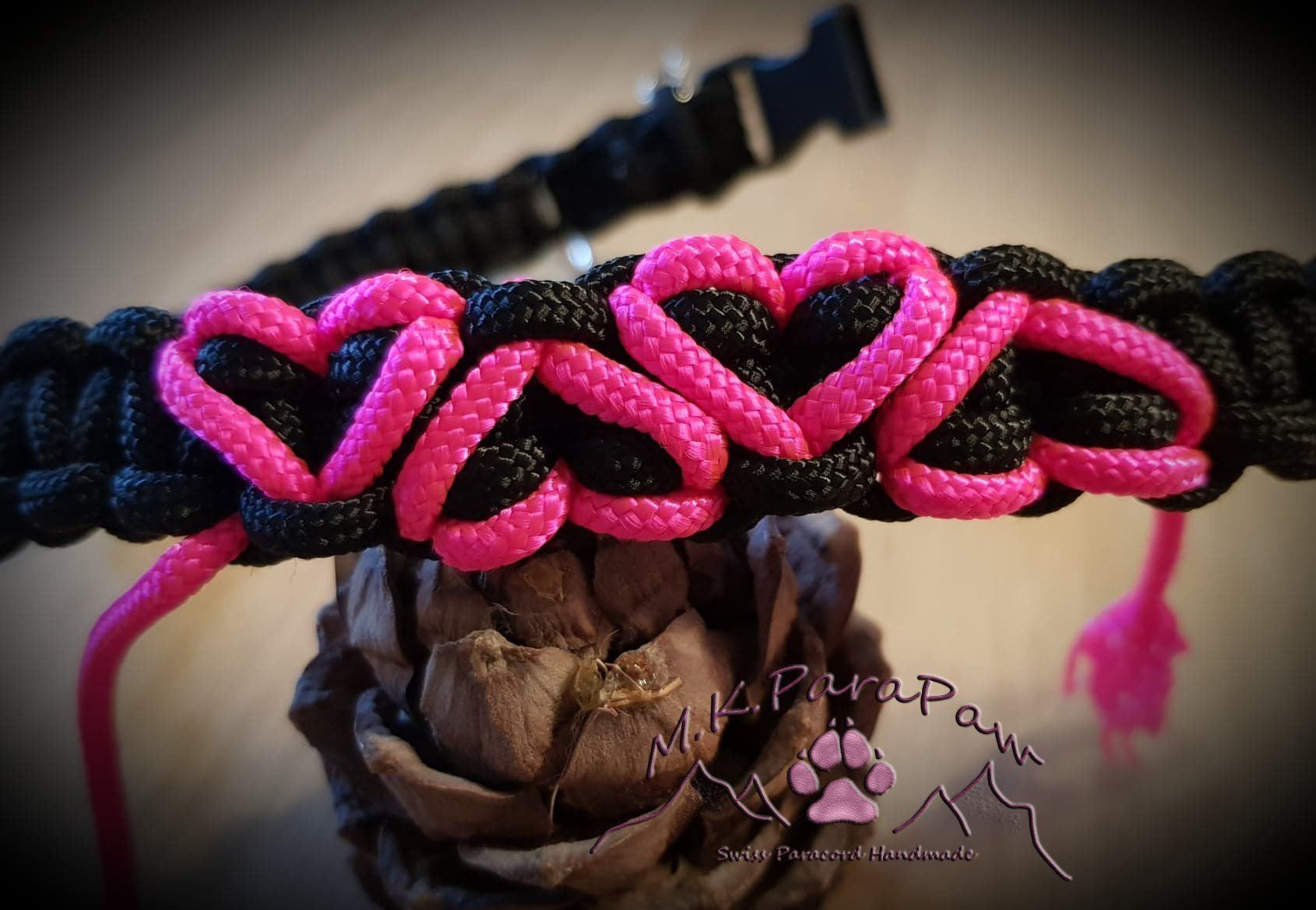 Leine & Halsband: Paracord Hundehalsband 100% Handmade – Neu und originalverpackt aus Näfels von AllerleiCH 2