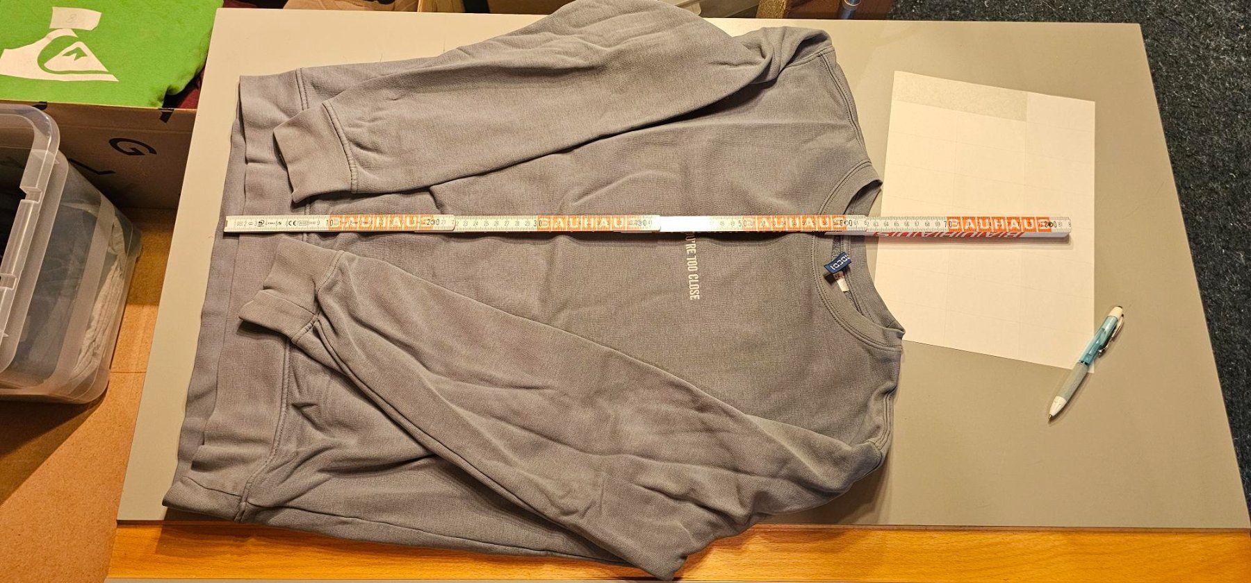 Pullover & Sweatshirts: Pullover H&M grau Grösse S – Gebraucht aus Azmoos von Jadejo