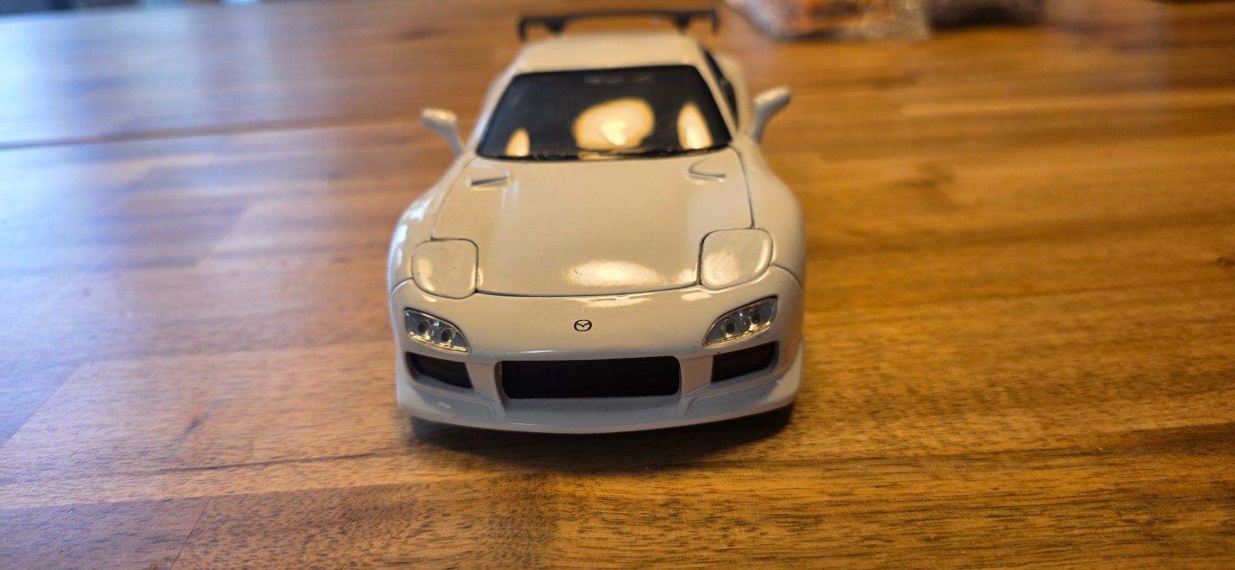 Mazda Modellini d'auto: Modellauto weiss Mazda RX-7 1/24 – Usato da Hochfelden venduto da Danizh0 2