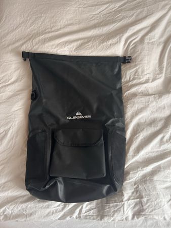 Quiksilver Rucksack wasserdicht schwarz