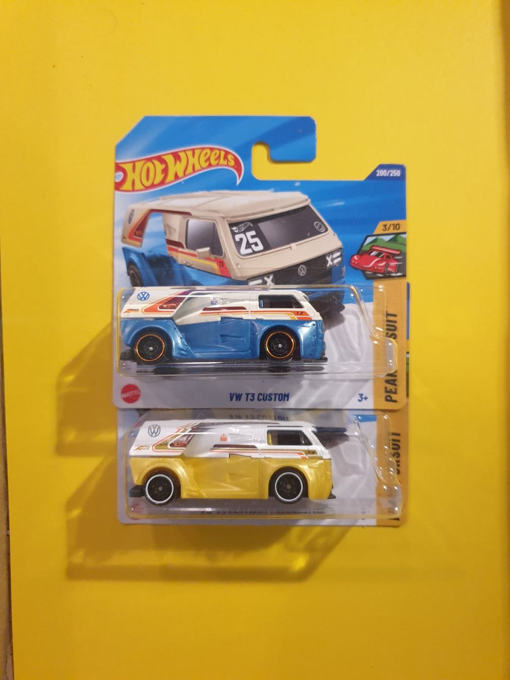 Hot Wheels Modellini d'auto: 2 x Hot Wheels VW T3 CUSTOM – Nuovo e nell'imballaggio originale da Oftringen venduto da Rotor