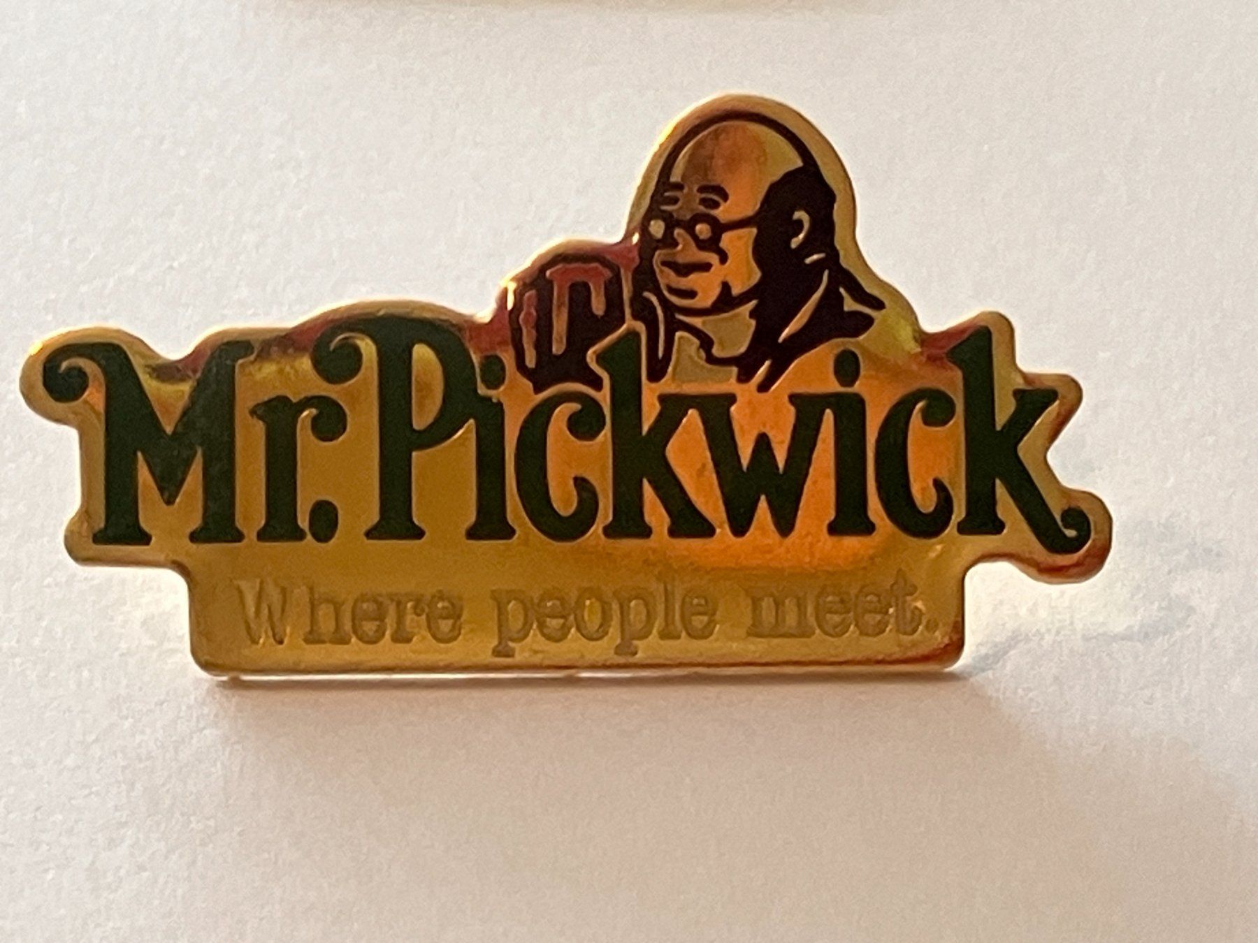 Plaquettes & Badges: 1 Pin Mr. Pickwick – D'occasion à Basel par djwwpp