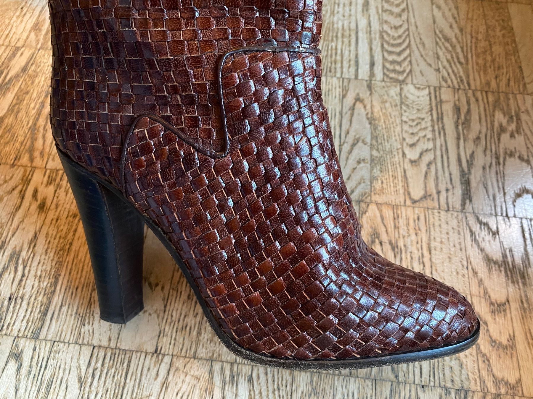 Scarpe da donna: Intrecciato vintage leather boots – Usato da Zürich venduto da flu_md8h 4