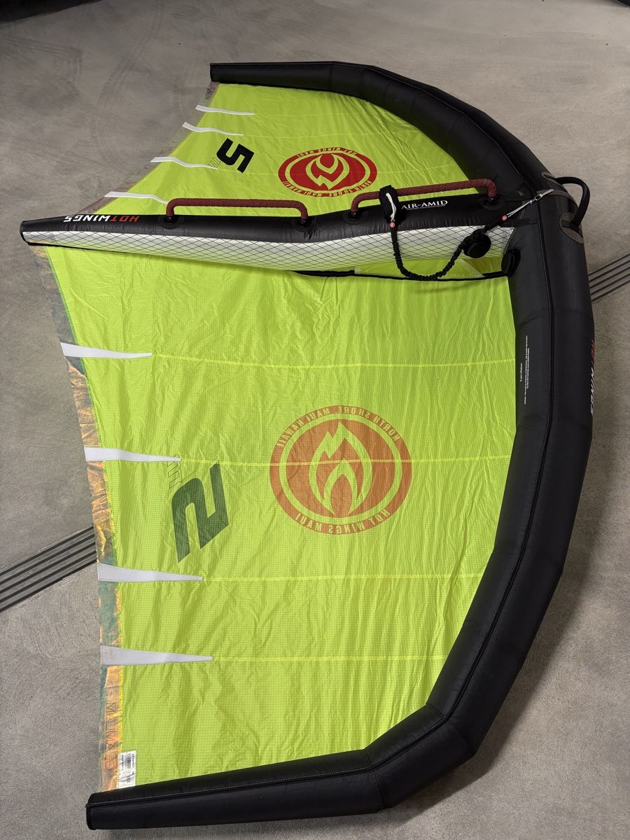 Kite: Hotwings Wingfoil Wing 5m neuwertig mit Pumpe – Gebraucht aus Muntelier von a_g_6bw2 1