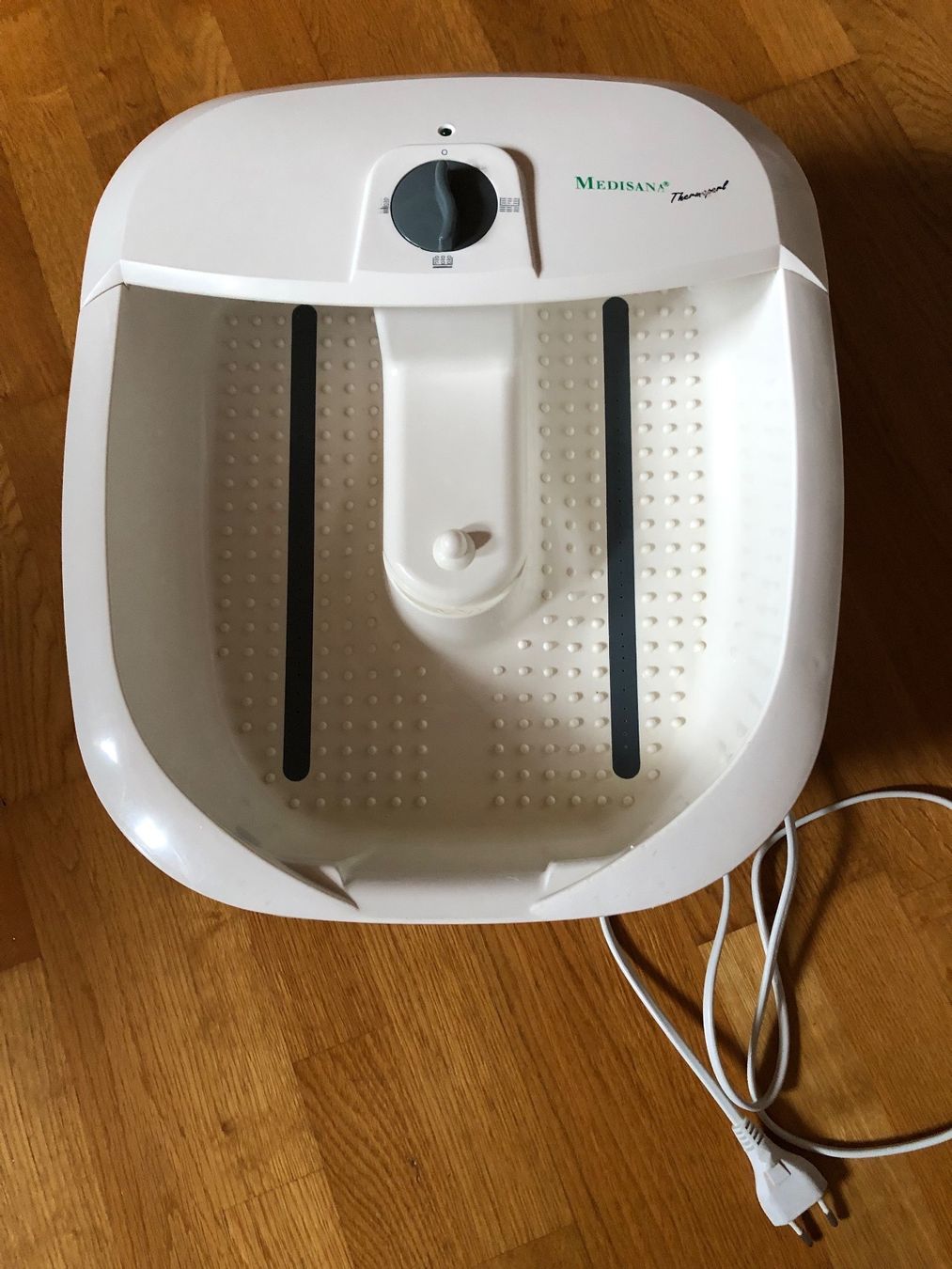 Medisana Pediküre: Fussbadewanne – Gebraucht aus Eglisau von