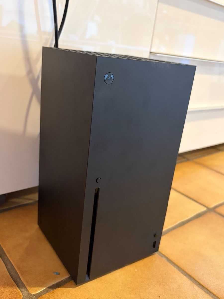 Microsoft Konsolen: Xbox série x 1 to  – Gebraucht aus Estavayer-le-lac von lai_d8rw 1