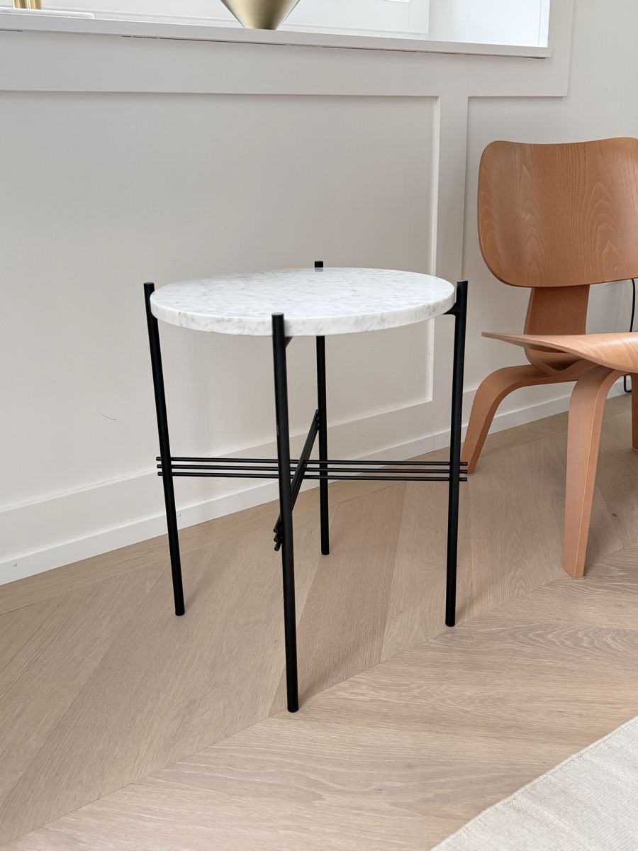 Tavoli: GUBI TS Side Table Beistelltisch, Marmor, 40cm – Usato da Rohrbach venduto da WhiteCornus 1