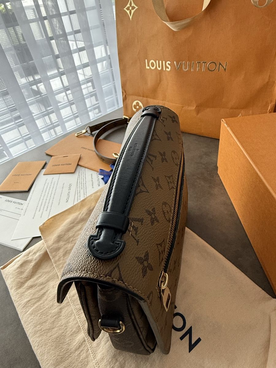 Louis Vuitton Borse da donna: Louis Vuitton Pochette Metis Reverse – Usato da Villmergen venduto da Swiss2011 4
