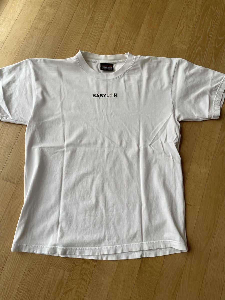 T-shirt: BABYLON VINTAGE LARGE TEE VERY GOOD CONDITION – Usato da Basel venduto da aharon.no1 1