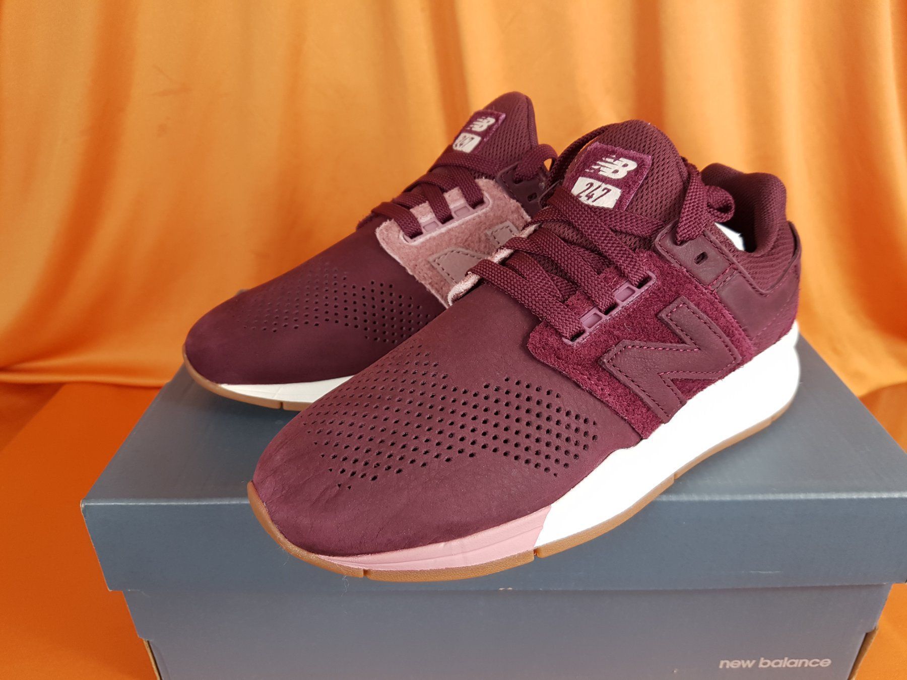New Balance Damenschuhe: NEW BALANCE 247 Sneaker bordeaux Gr. 36 – Neu und originalverpackt aus Seuzach von VT-Collections1 1