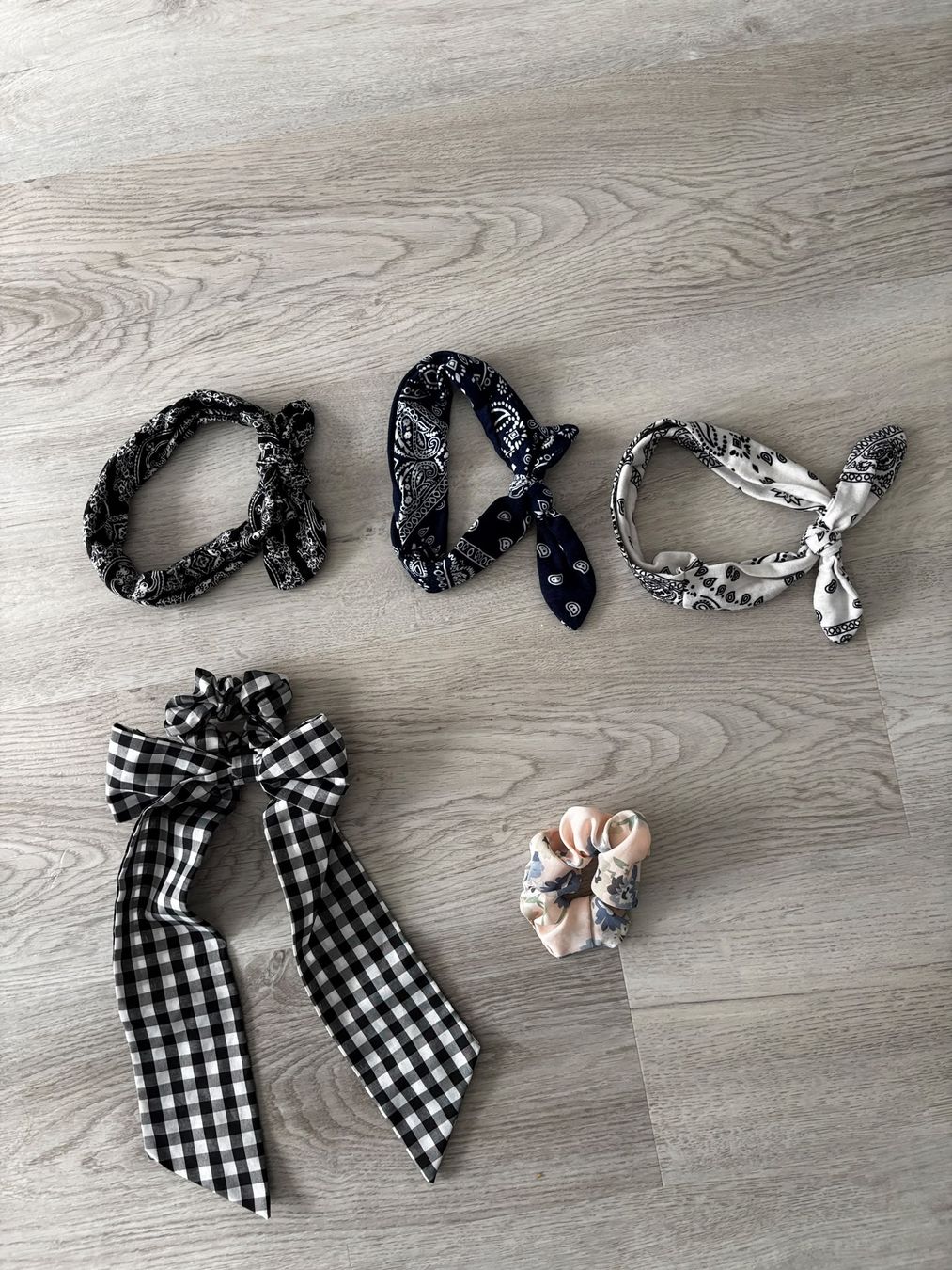 Accessoires pour cheveux: Haarbänder 5er-Pack – D'occasion à Hochfelden par rub_rnw5