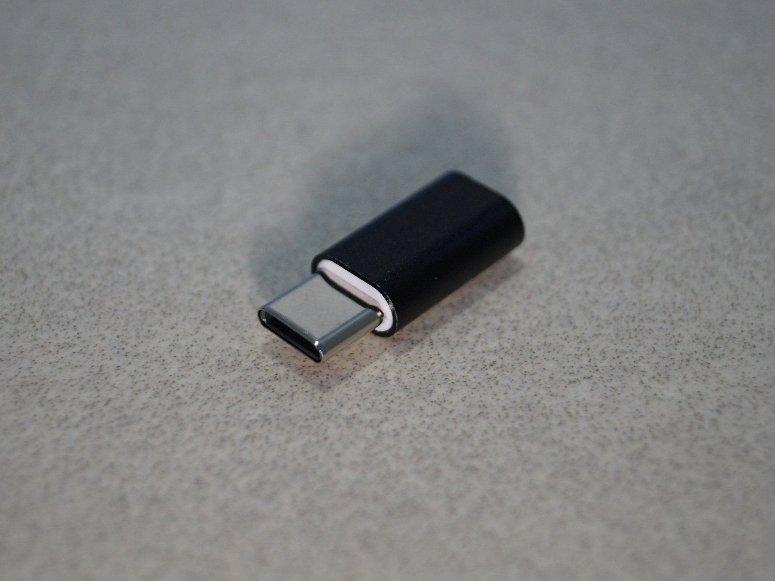 Unità & Adattatore: Adapter USB C auf micro USB in Aluhülle – Nuovo e nell'imballaggio originale da Aarburg venduto da 2..0 1