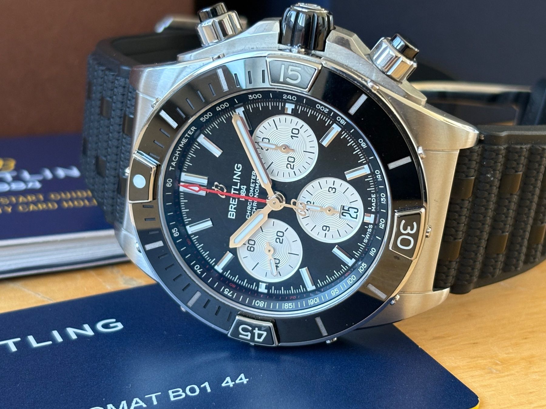 Breitling Orologi: BREITLING Super Chronomat B01 44 Fullset – Usato da Birsfelden venduto da Mynos