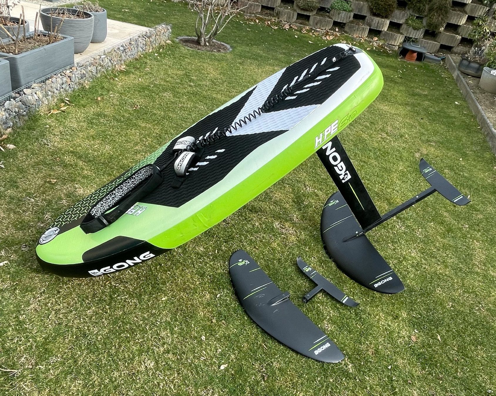 Surfboards & Schwimmbrette: Wing Foil Board - Gong – Gebraucht aus Arbedo von
