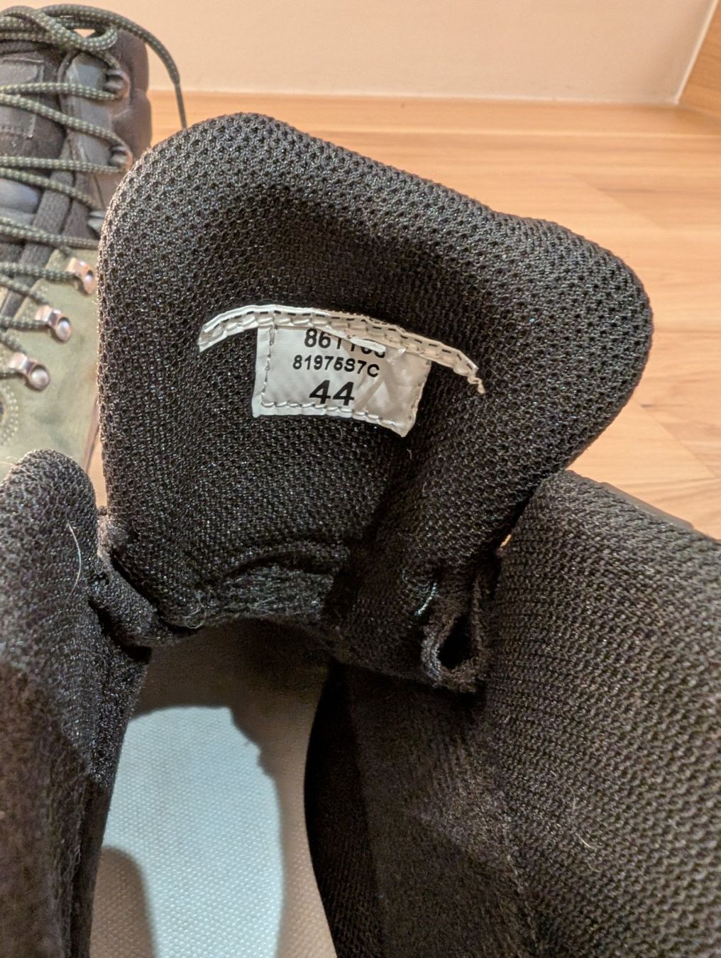Scarpe da uomo: Chaussures de randonnée Forclaz T44 imperméable – Nuovo (secondo la descrizione) da Collombey venduto da moribana 4