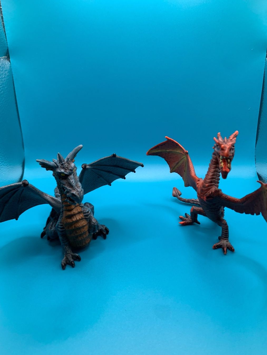 Giocattoli: 2 Actiongeladene Drachen Figuren – Usato da Küsnacht ZH venduto da BricksNfigs