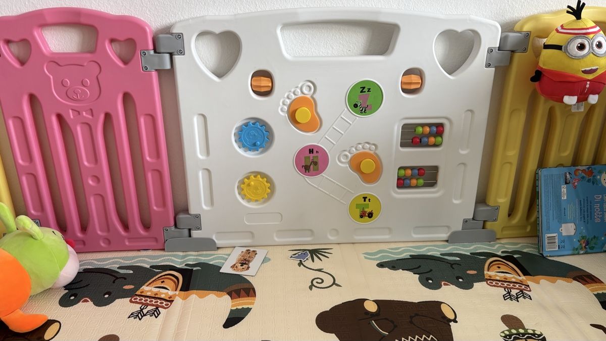 Parcs & barrières de sécurité: Playpen with interactive toys – D'occasion à Zürich par CarlosAC 1