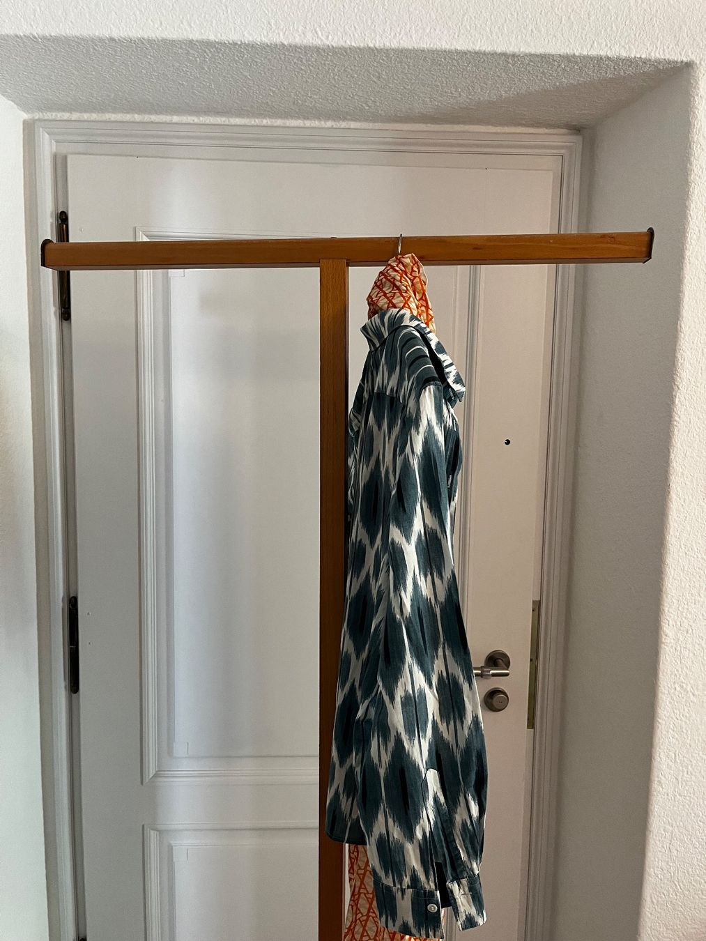 Garderobe: Garderobenständer, freistehend – Gebraucht aus Bern von Agamem 2