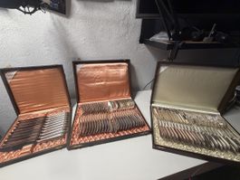 Grand service de couverts vintage argentés – 59 pièces