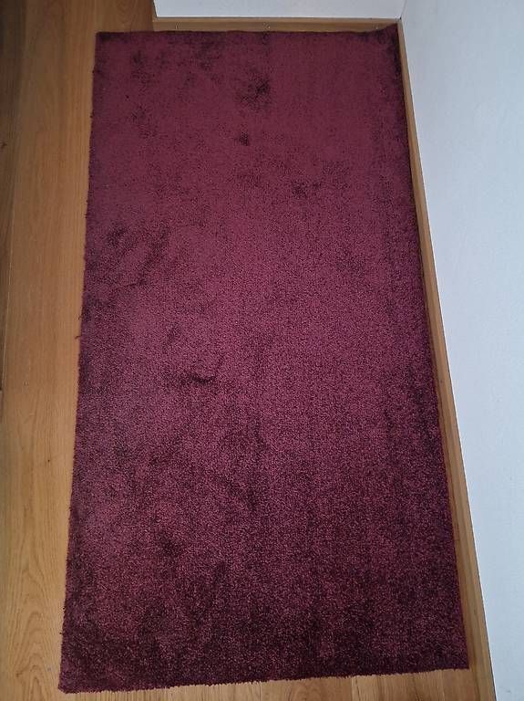 Tapis: Teppich weinrot  – D'occasion à Surrein par deb_sjh6