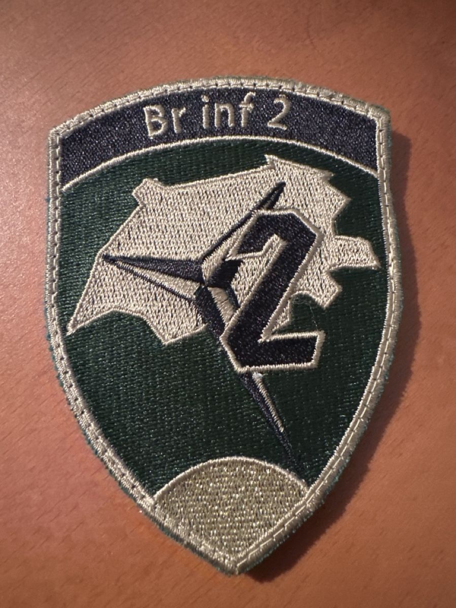 Schweizer Armee Toppe: Armee Br Inf 2 – Usato da Morbio Inferiore venduto da Ecod