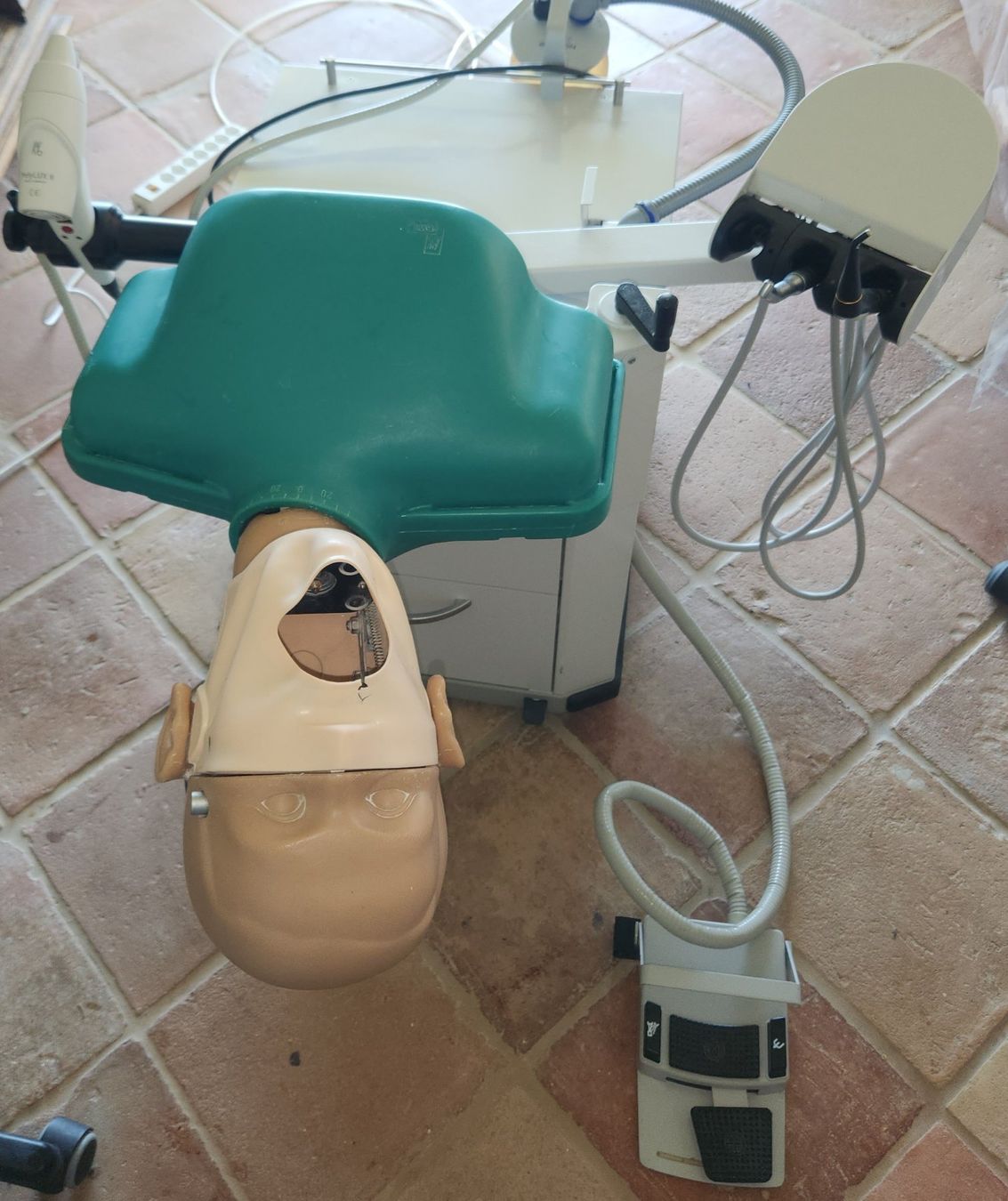 Attrezzature mediche: Zahnarzt Phantomgerät KAVO – Usato da Rupperswil venduto da Limident