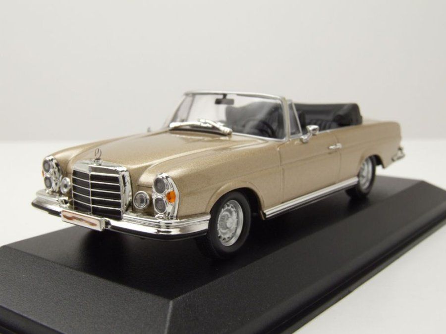 Schermo Mercedes Classe A W176 Modellino In Miniatura Mercedes 280 1966 1/18 Maisto 1966 Se (w111 Mercedes Auto