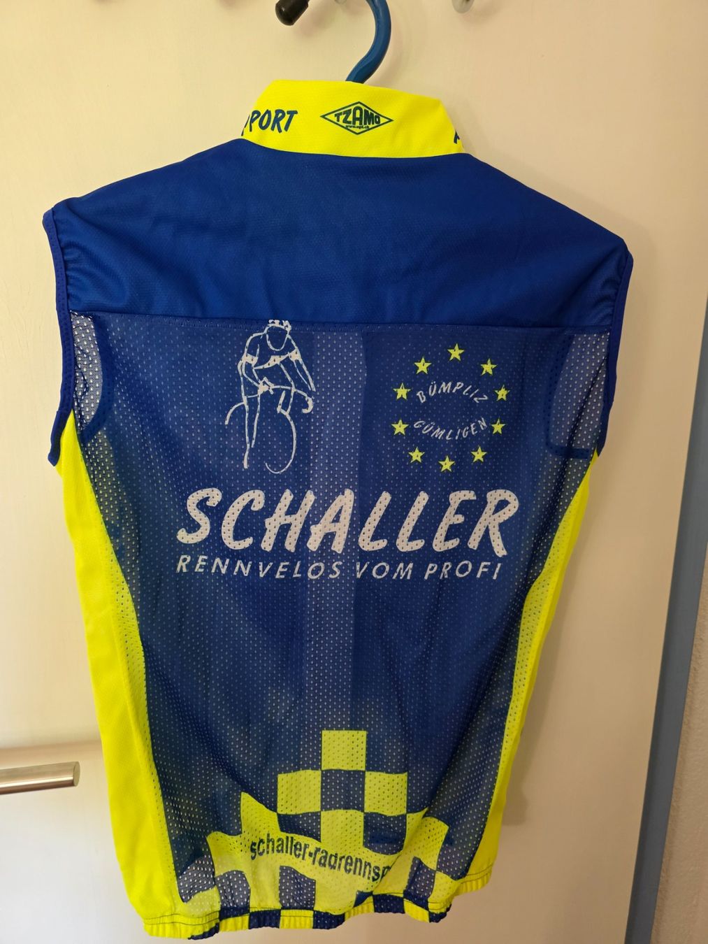 T-shirt: Veloshirts – Usato da Mörigen venduto da Sandra_z 4