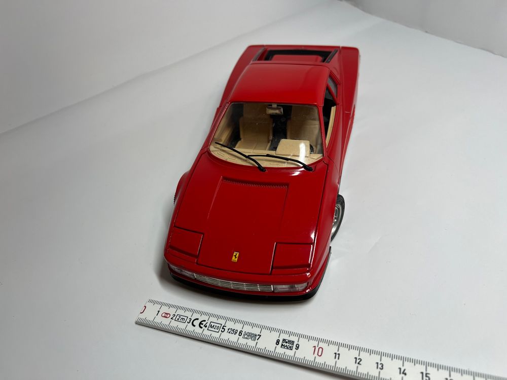 Miniature Bburago Gold – Ferrari Testarossa Rouge – Échelle 1:24 – Vintage