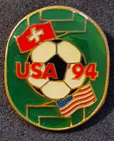 CC275 - Pin Swiss Team  Fussball WM 1994 USA