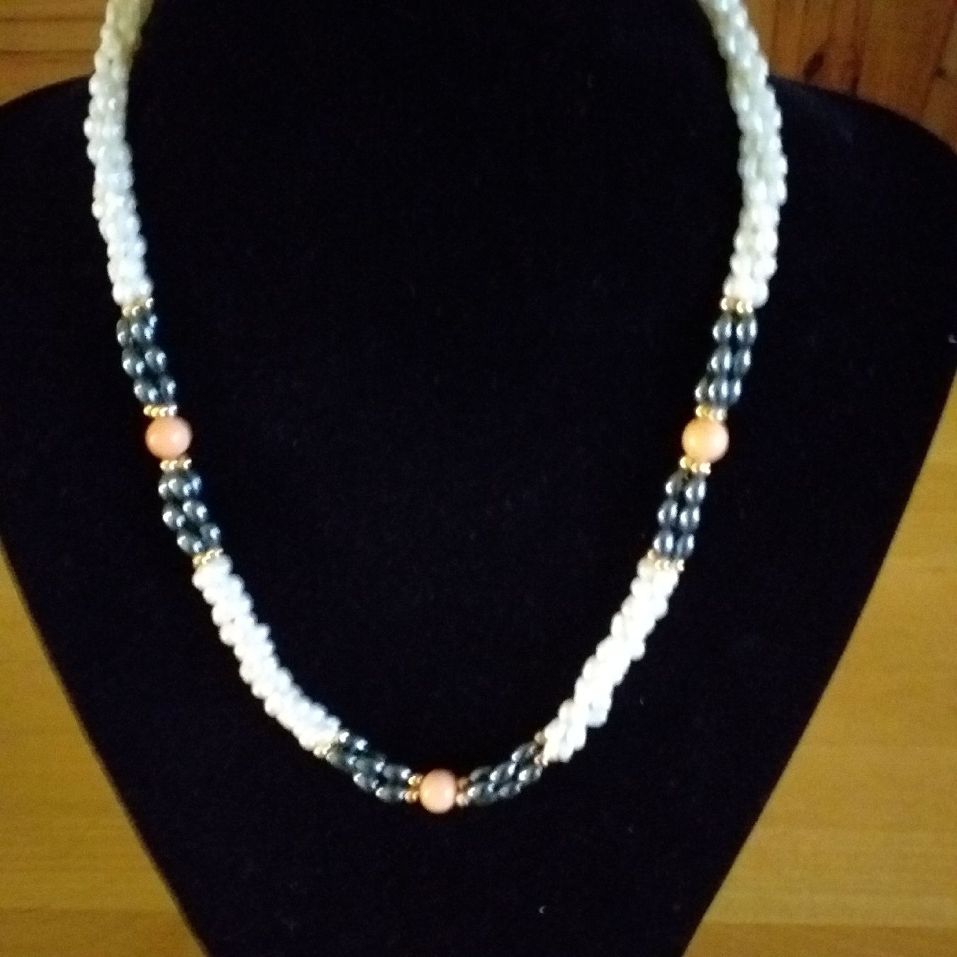 Catenine: Perlen und Korallen Kette – Usato da Wünnewil venduto da 04Blume