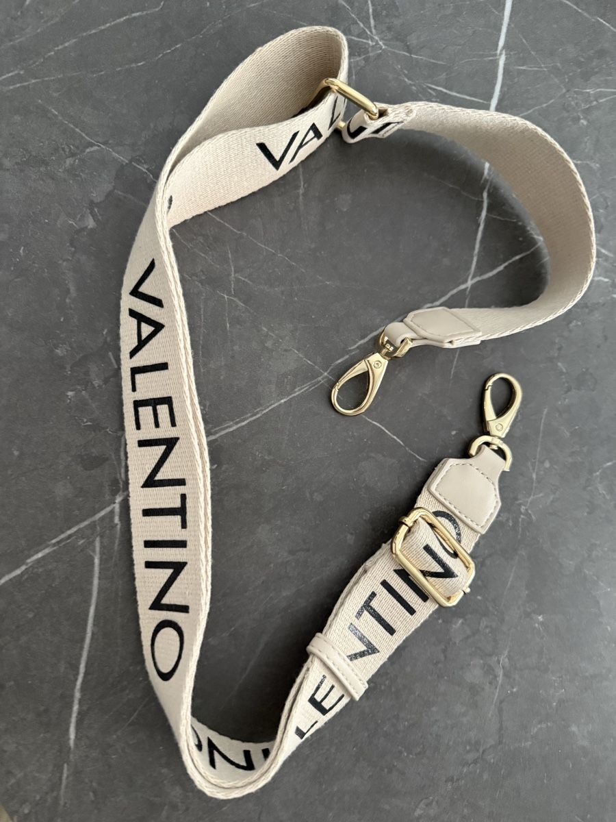 Valentino Altro in  Abbigliamento & Accessori: Taschenhenkel valentino  – Usato da visp venduto da Kmemo1 1