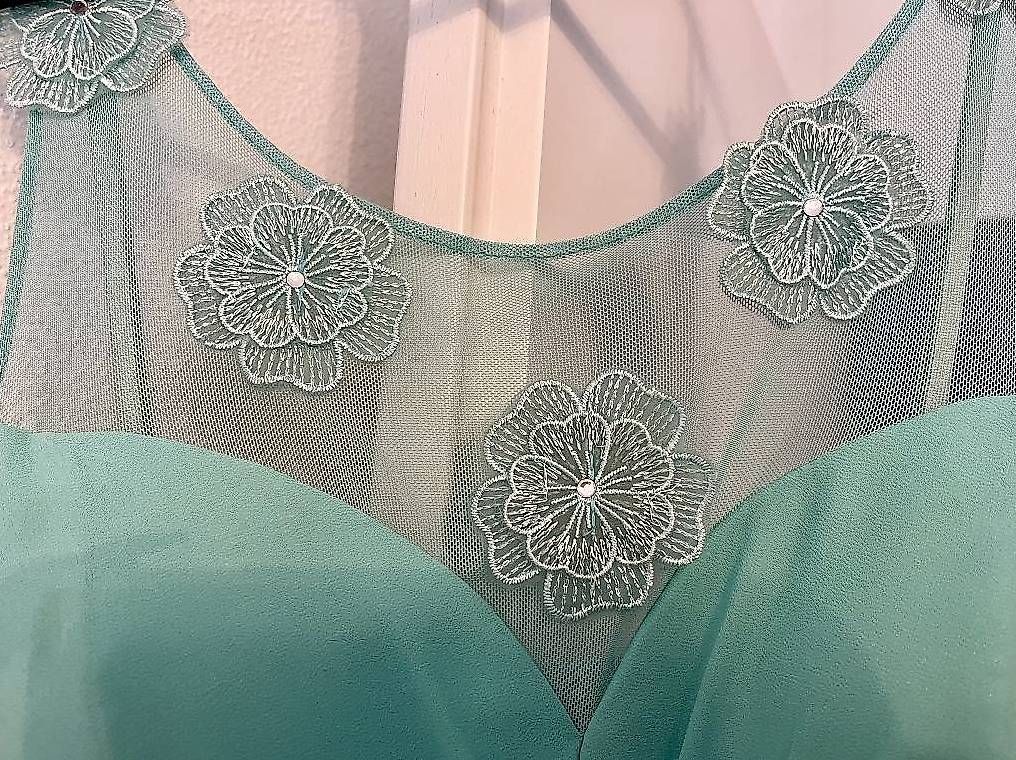 Robes: Abendkleid – D'occasion à Emmen par Lare1505 3