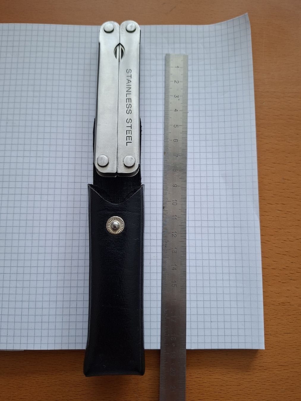 Taschenmesser: Multitool Edelstahl mit Etui gebrauchter Zustand – Neu und originalverpackt aus Uster von mak_mw2n