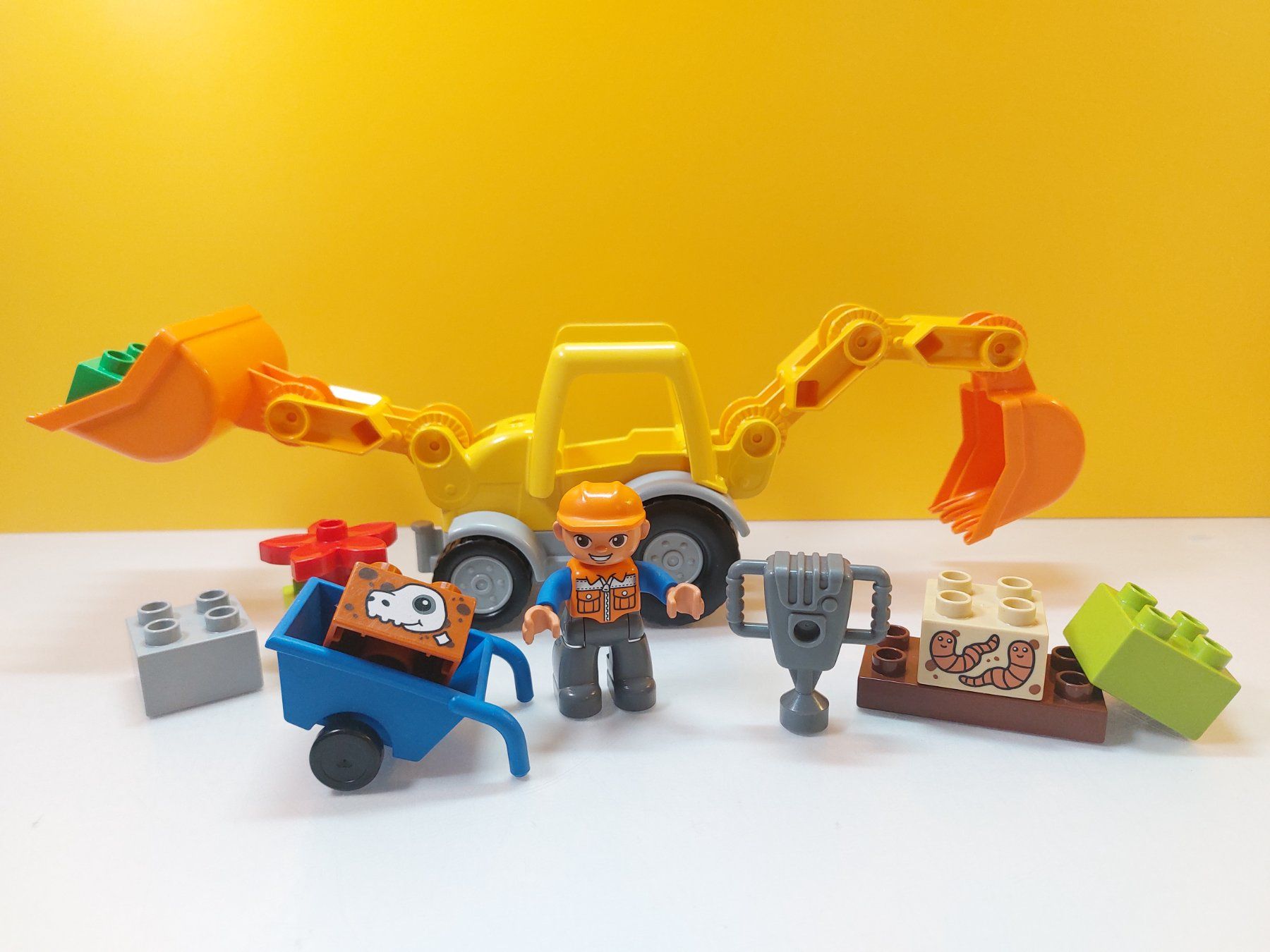 Lego Kit di costruzioni: LEGO DUPLO 10811 Baggerlader / Bagger - Komplett – Usato da St.Gallen venduto da TinasBauundSpiel