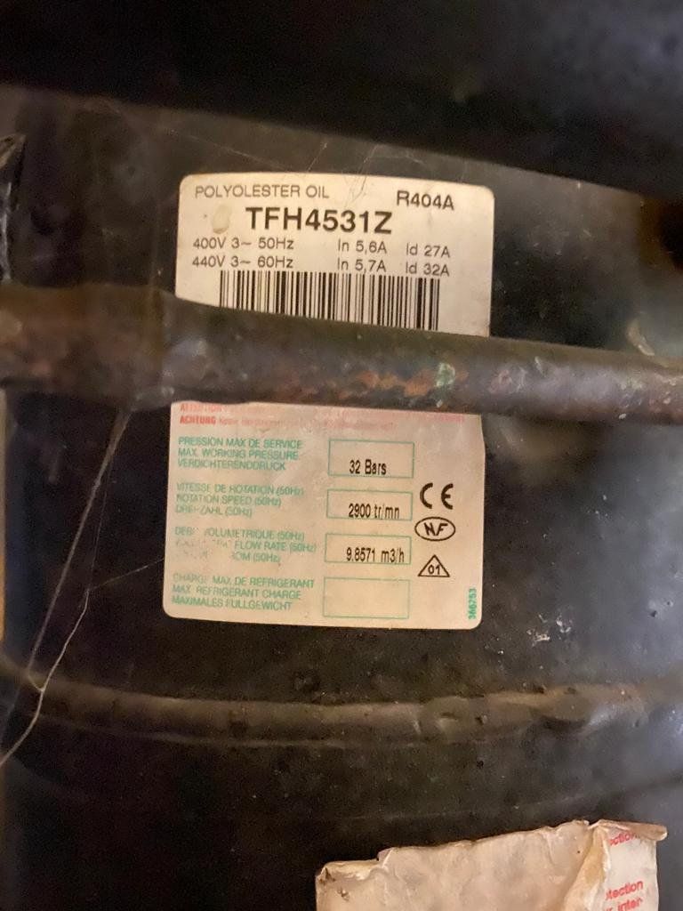 Tecnica di mungitura: Milchtank 1700 lt. – Usato da Davos Dorf venduto da flusti-3 8