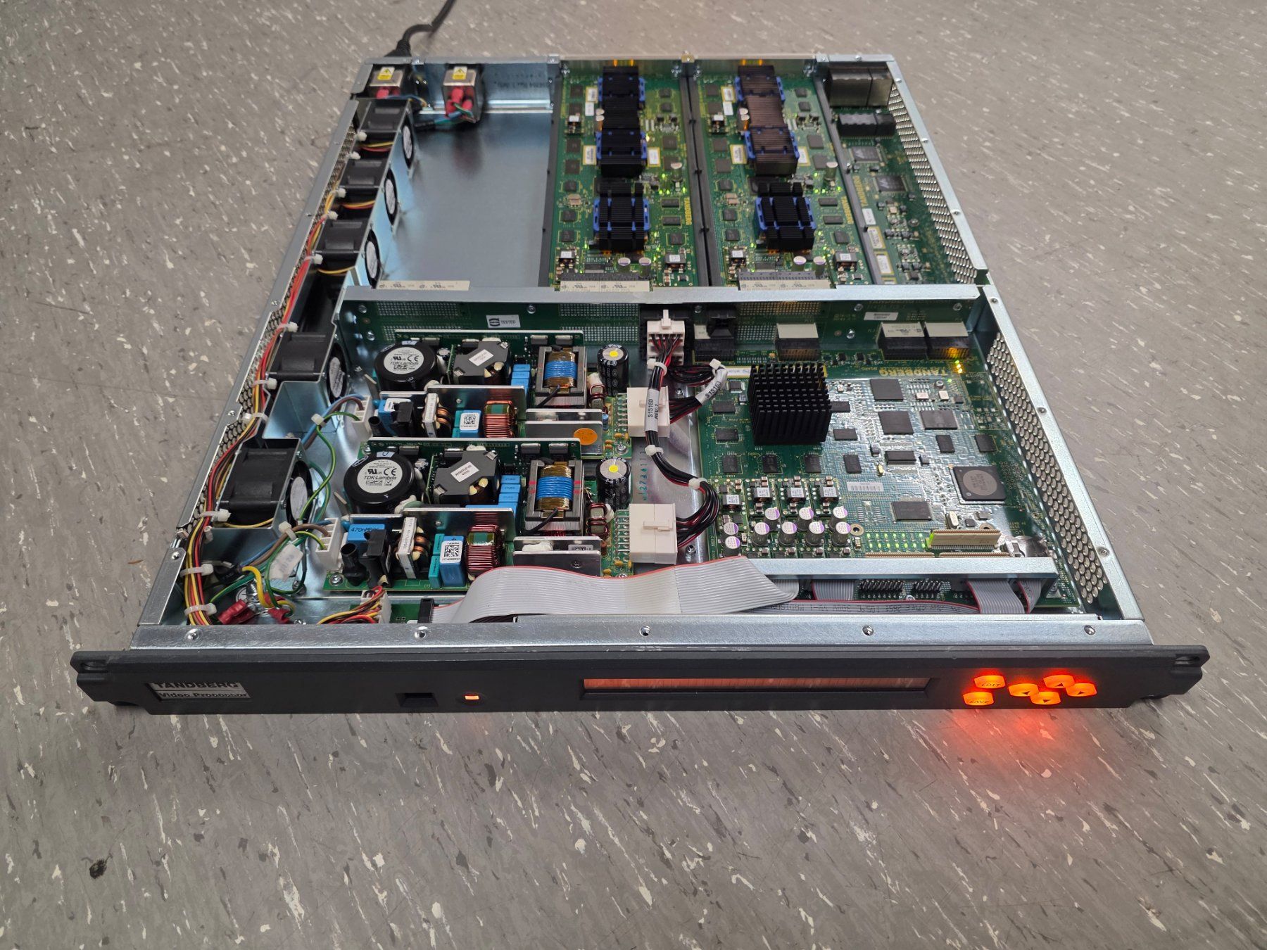 Systèmes audio & multimédias: Tandberg Video DVB IPTV Encoder h264 – D'occasion à Zürich par 2JamMusic 2