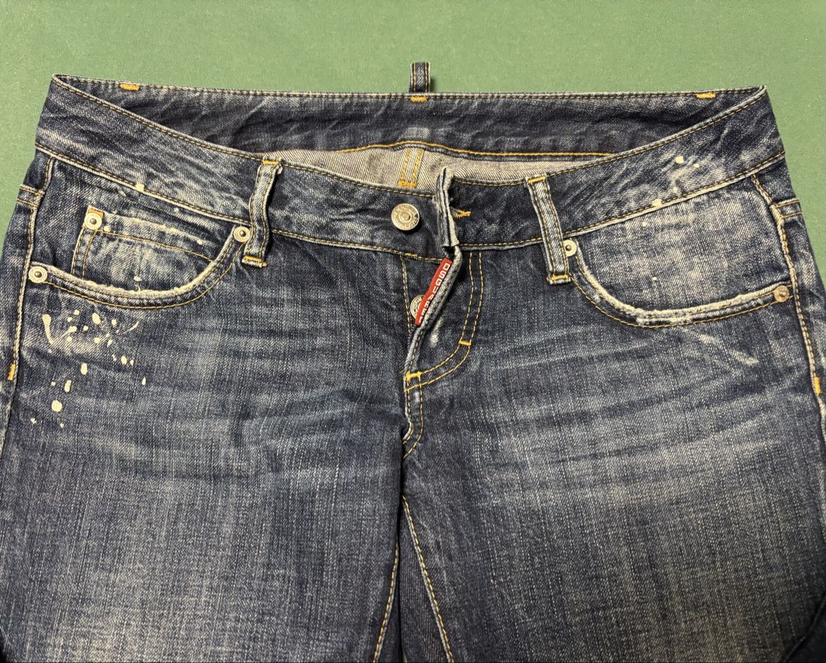 Dsquared2 Jeans: Dsquared2 Damen Jeans – Gebraucht aus Zollikerberg von Jvac2