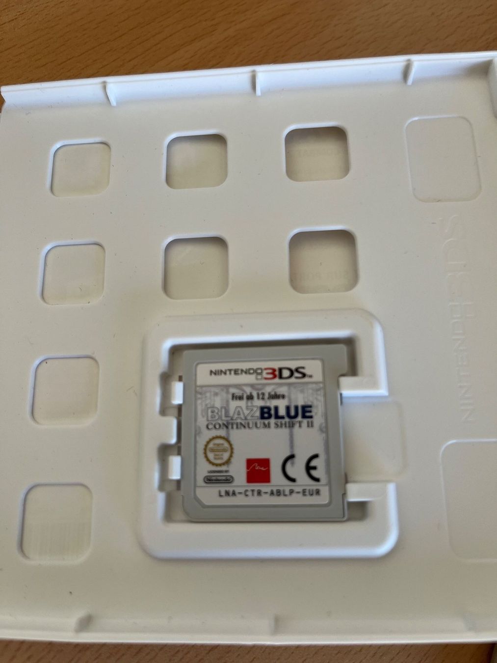 Giochi: Jeu BlazBlue Continuum Shift II Nintendo 3DS complet – Usato da Thônex venduto da DEEDLE 2