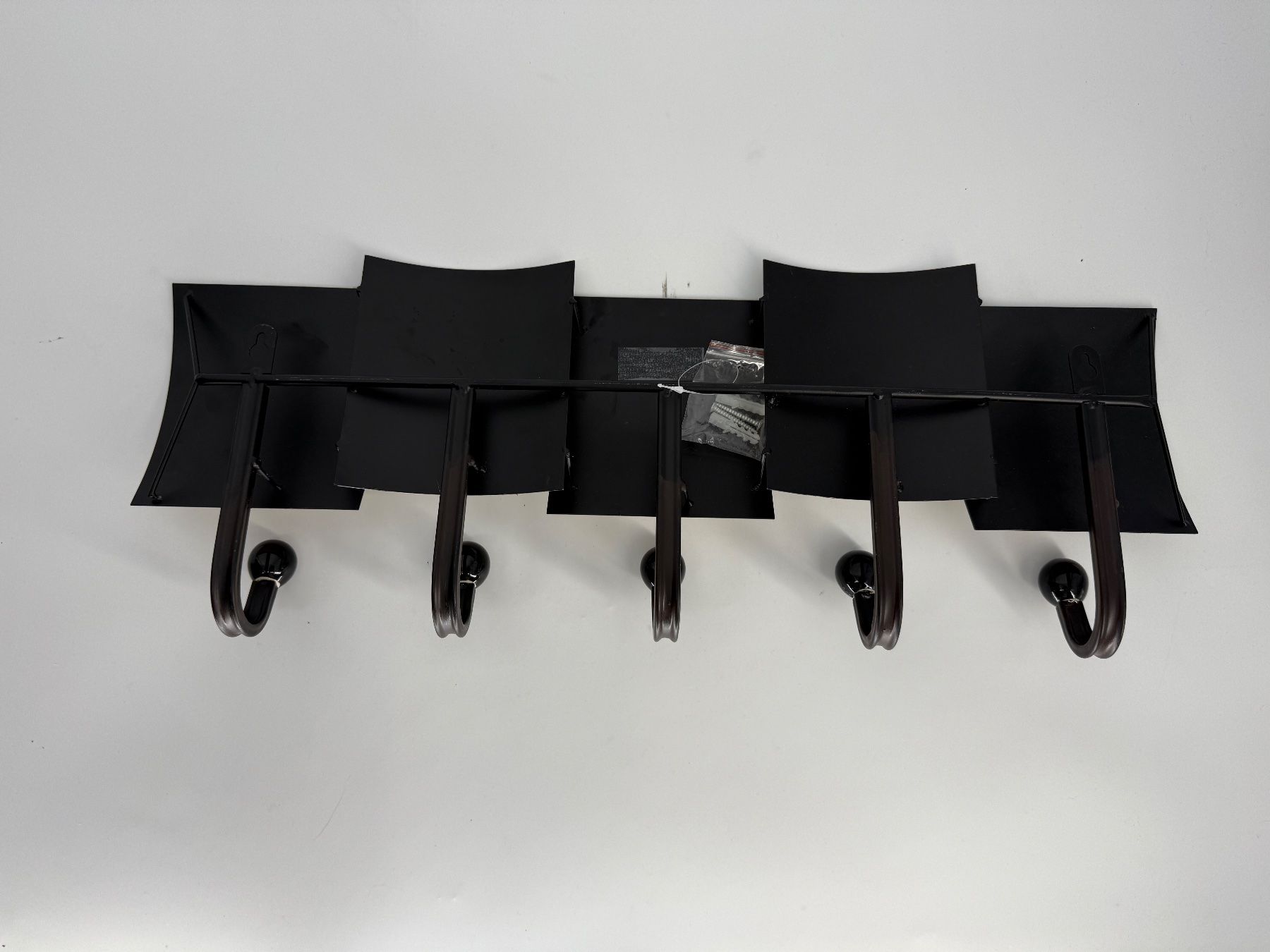 Garderobe: Garderobe mit 5 Haken, Landhausstil – Neu (gemäss Beschreibung) aus Auenstein von moin. 1