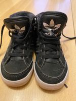 Basket Adidas unisex T.23,5