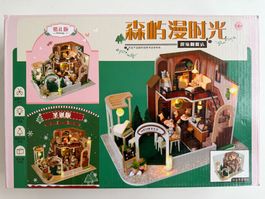 Miniatur-Puppenhaus Bausatz, neu und OVP
