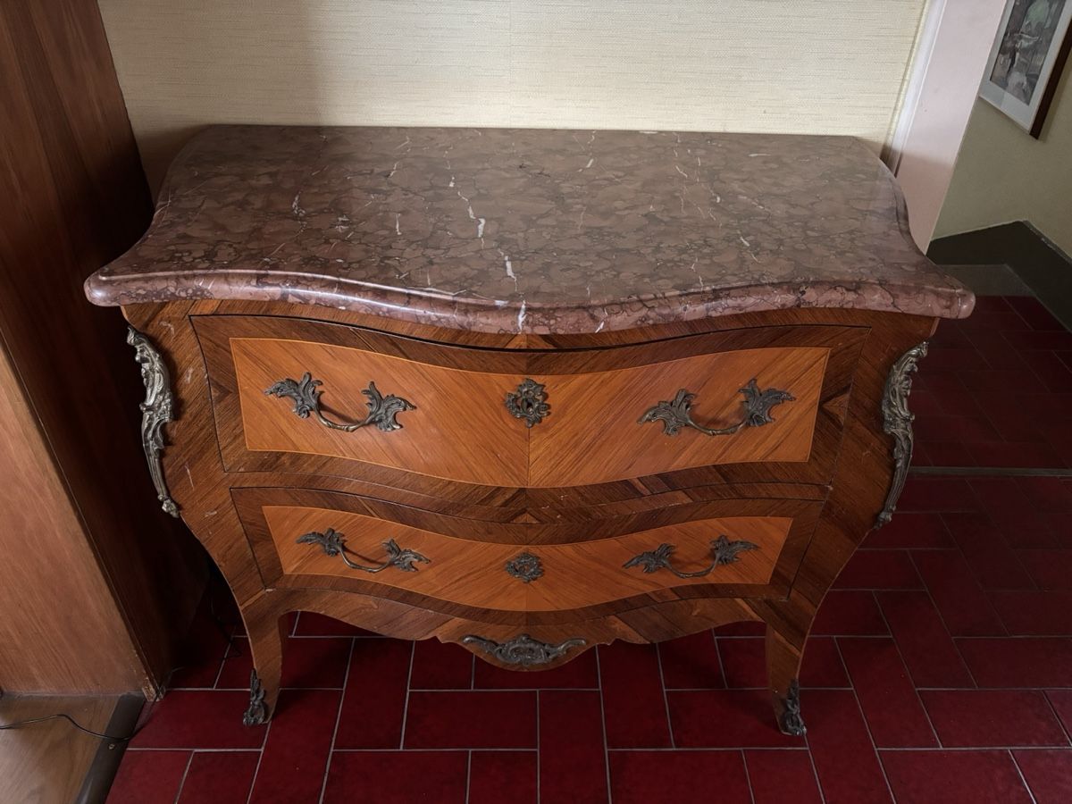 Cassettiere: Jolie Commode – Usato da Villeneuve VD venduto da sim_q5hp 1