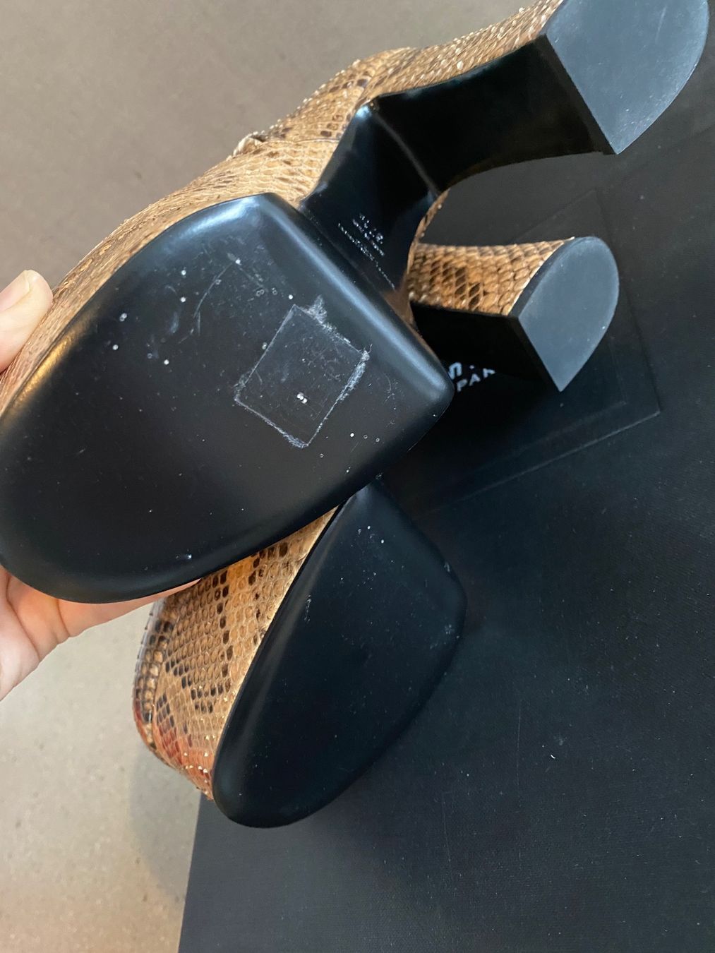 Saint Laurent Chaussures femmes: Candy Stiefeletten von Saint Laurent,  Grösse 37.5 – Neuf avec emballage d'origine à Zürich par dudeli83 3