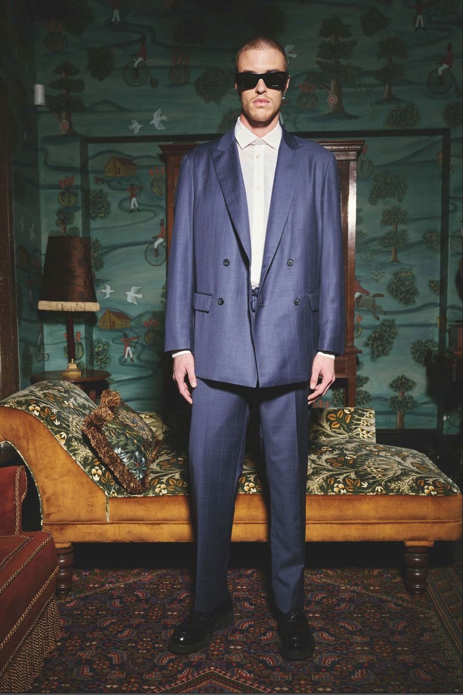 Completi: D'CONSTRUCTED Anzug Dradley Looper Oversized · Gr.52 – Usato da Dietlikon venduto da svenm9320