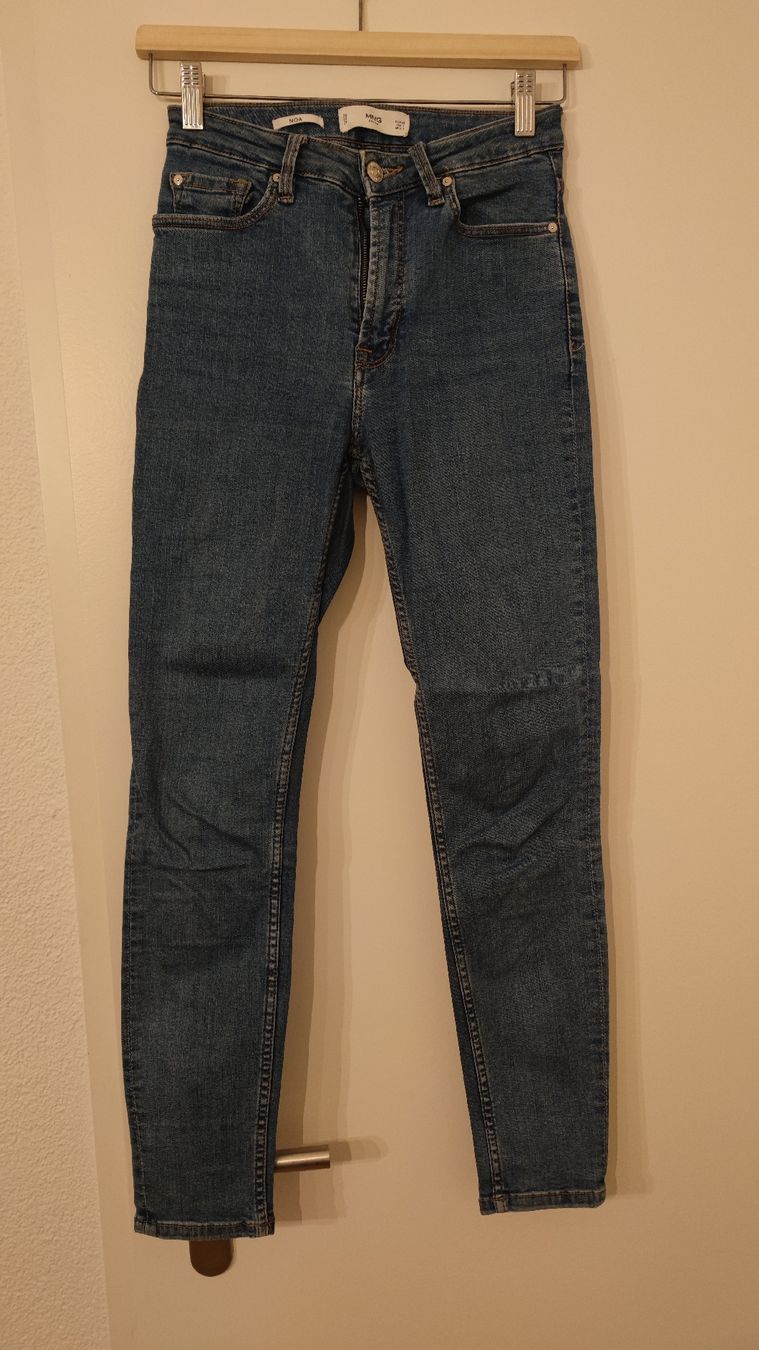 Mango Jeans: Skinny Jeans von Mango – Gebraucht aus Wabern von Julia_Sophie_