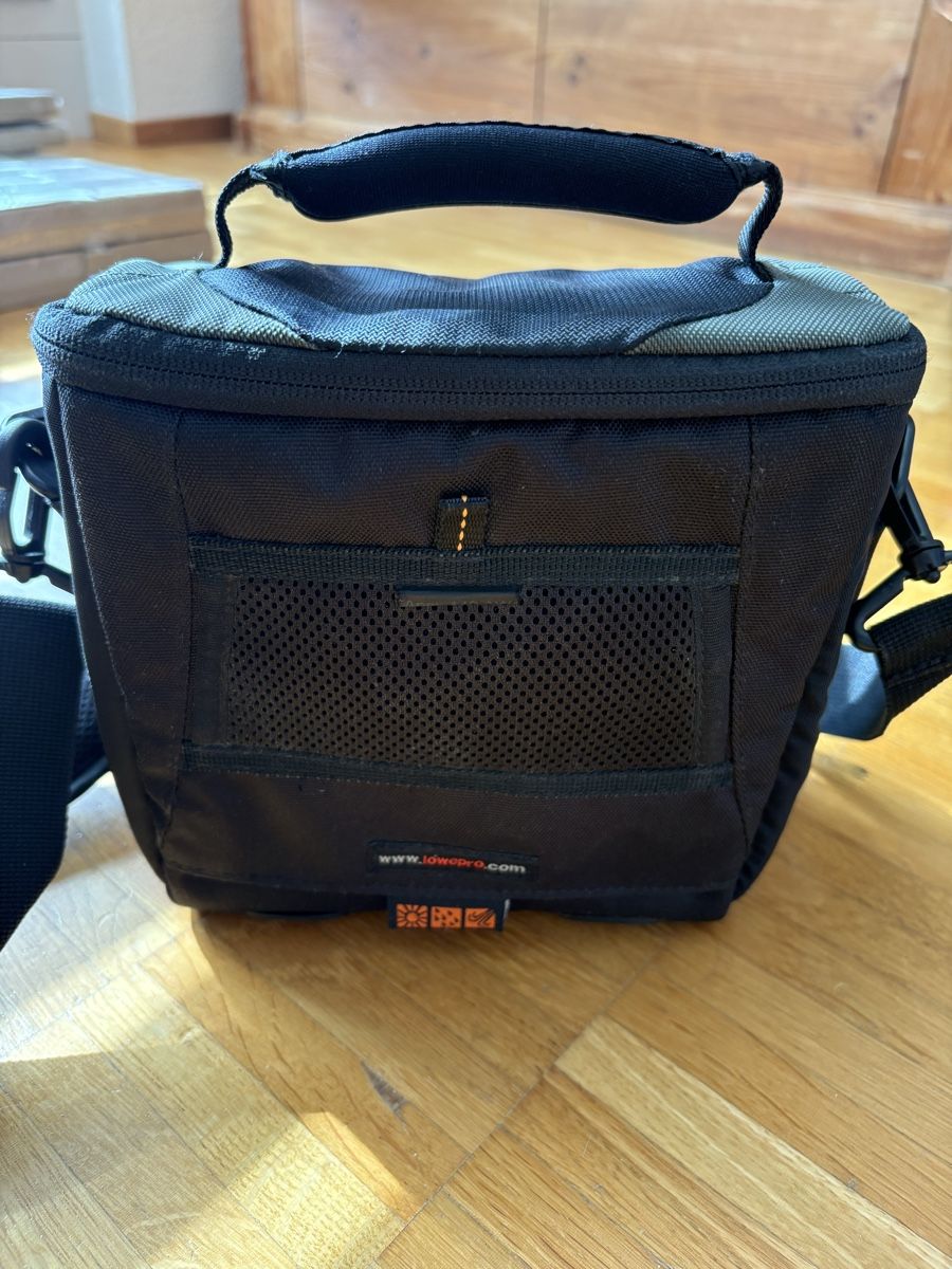 Lowepro Borse: Lowepro Fototasche – Usato da Glattpark(Opfikon) venduto da mjunker 1