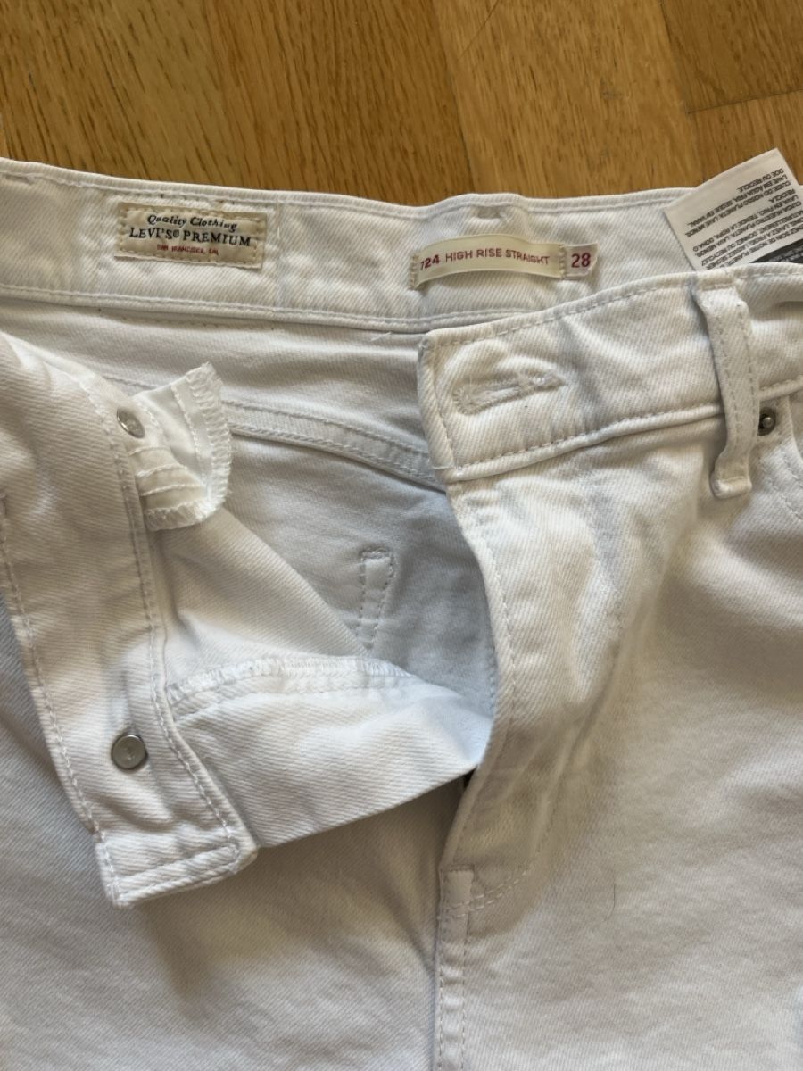 Levi's Jeans: Levi’s high rise straight 28 white – Usato da Zürich venduto da kleinesgrau 2
