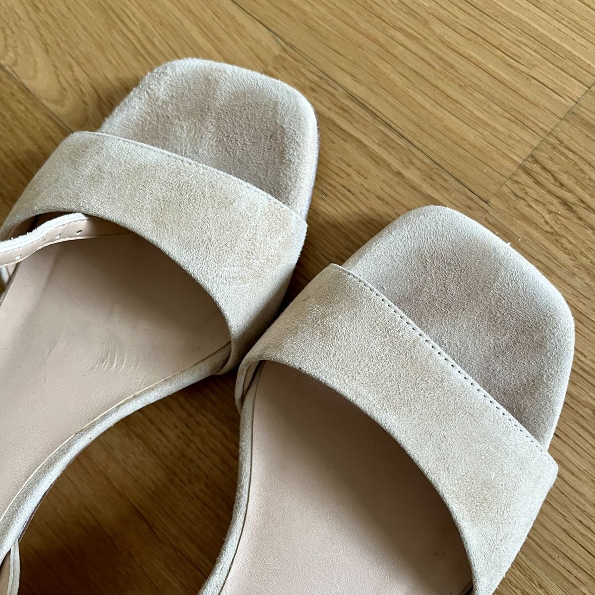 Unisa Damenschuhe: Sandales en daim – Gebraucht aus Lausanne von  4