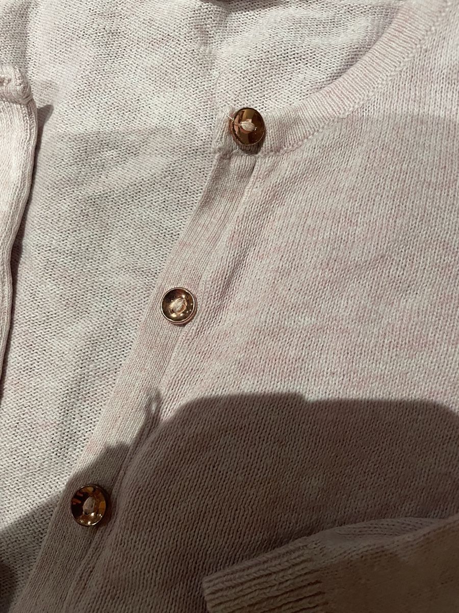 H&M Giacche & Cappotti: Wunderschönes Baumwolljäckchen 110/116 – Usato da Grosshöchstetten venduto da and_7gf5 1